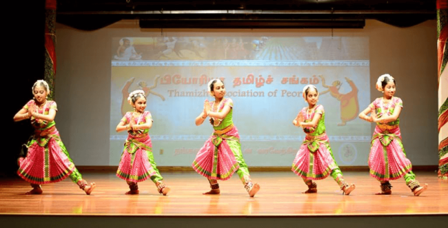 Students of Bharatanatyam school in Hawthorn woods, IL performing on stage